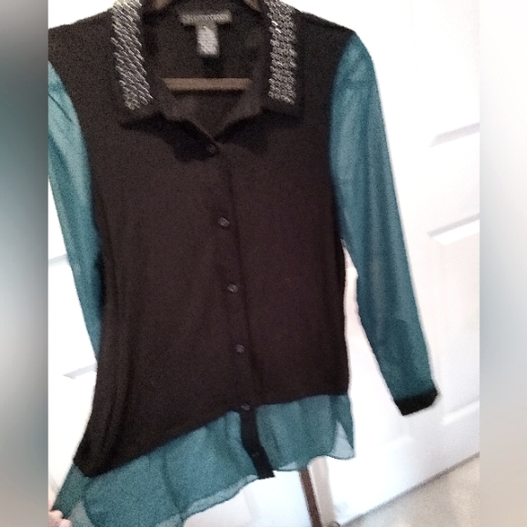 Grace Elements color block dress blouse embellished with jewels in like new cond - Picture 3 of 5